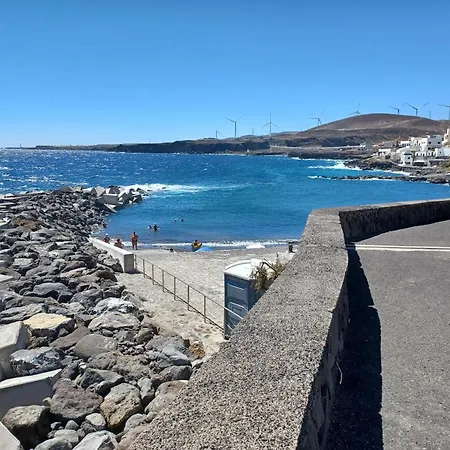 Playalaseras Apartament *